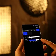 Ulanzi V-120W bi-color COB led lámpa, 2700K-6500K, 95CRI, 6 effekt, V-Mount, APP vezérlés, Bowens (UL-L065CNA1)