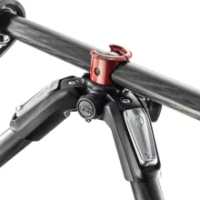 Manfrotto 055 CARBON FIBRE 3-S TRIPOD (MT055CXPRO3)